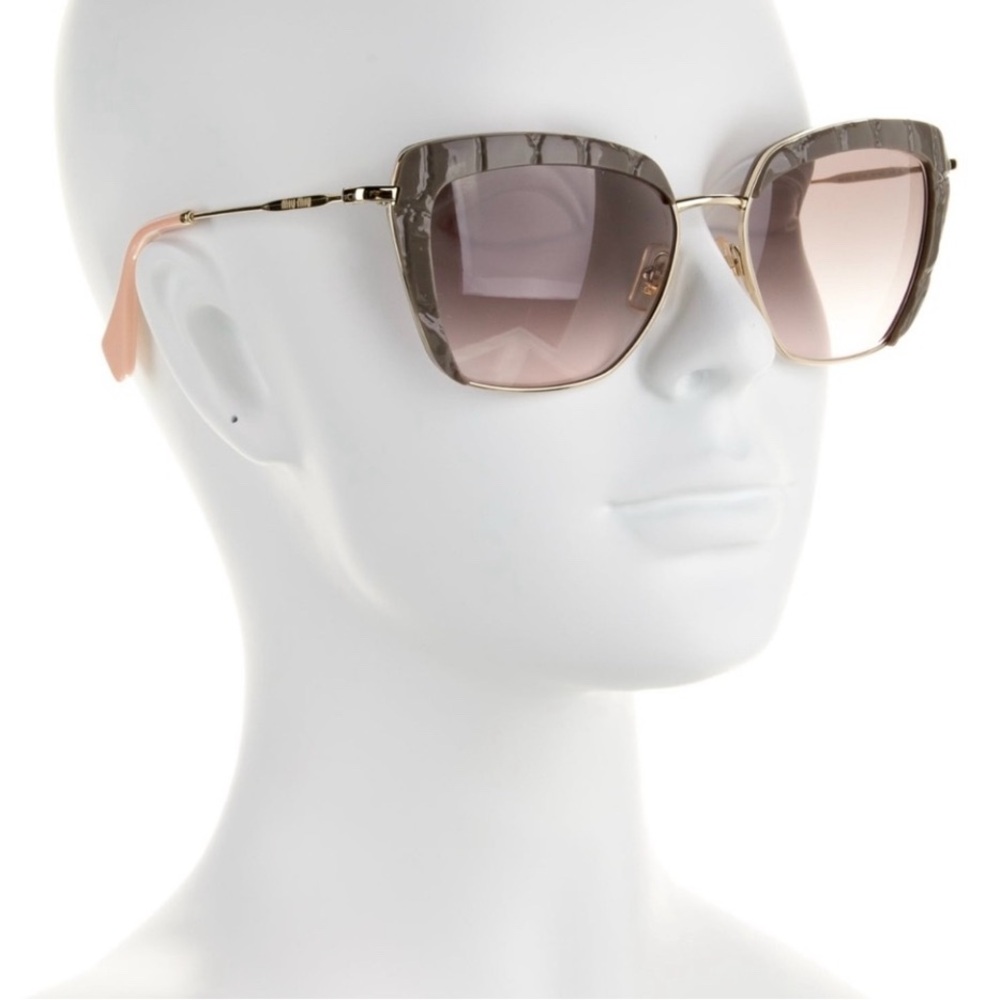 Miu Miu Gray and Blush Cat Eye Sunglasses with Gradient Lenses